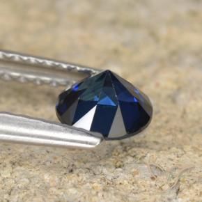 Zafiro Azul oscuro natural de 0.60 ct, Redondo, VVS-VS