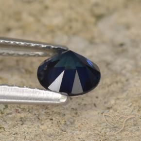 Zafiro Azul oscuro natural de 0.56 ct, Redondo, VVS