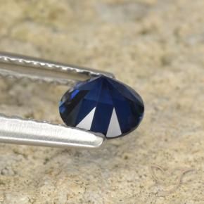Zafiro Azul oscuro natural de 0.51 ct, Redondo, VVS