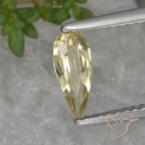 Zafiro Crema natural de 0.61 ct, En forma de pera, VVS-VS