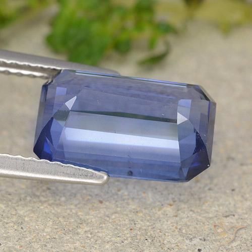 Zafiro Azul aciano natural de 4.90 ct, Corte Octágono / Esmeralda, VS