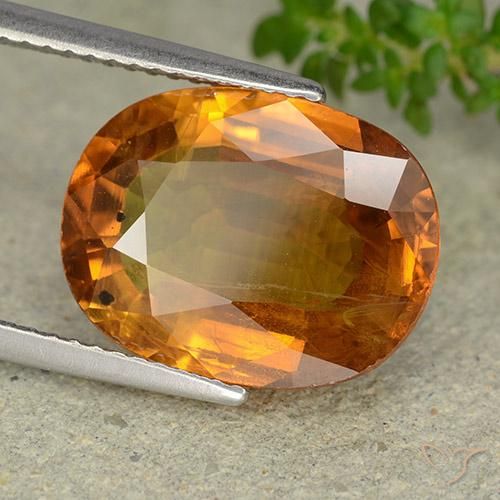 Zafiro Naranja marrón natural de 7.82 ct, Ovalada, VS-SI