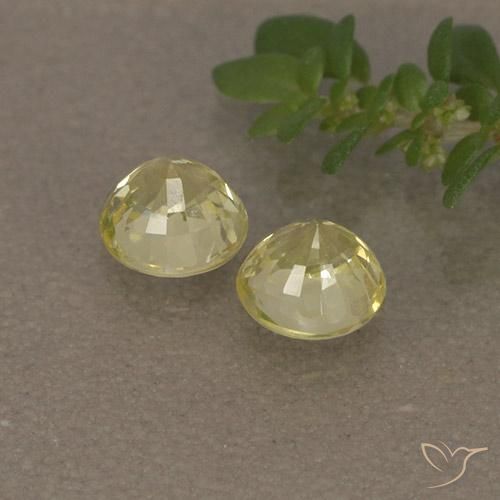Gemas de Zafiro Medium Light-Yellow natural de 0.97 ct, Redondo, VVS-VS