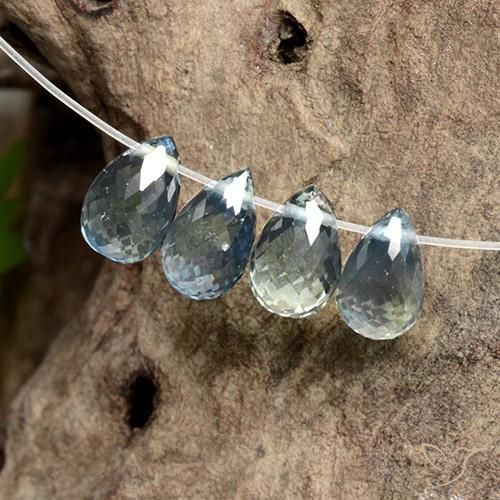 Gemas de Zafiro Azul pastel natural de 2.90 ct, Corte Briolette, VS