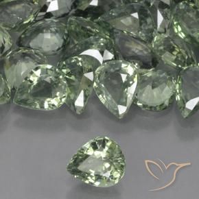 Zafiro Verde claro natural de 0.68 ct, En forma de pera, VVS-VS