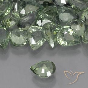 Zafiro Verde claro natural de 0.68 ct, En forma de pera, VVS-VS