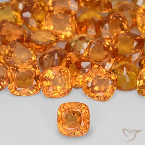 0.52ct Natural Naranja claro Zafiro, Forma Cojín, VVS-VS