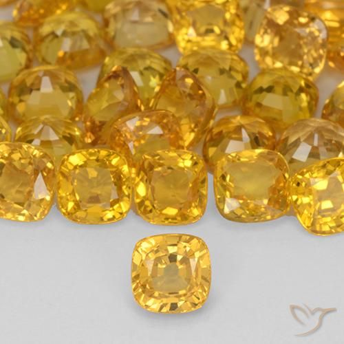 0.49ct Natural Dorado Zafiro, Forma Cojín, VVS-VS