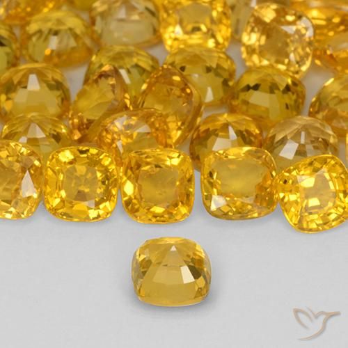 Zafiro Dorado natural de 0.49 ct, Forma Cojín, VVS-VS