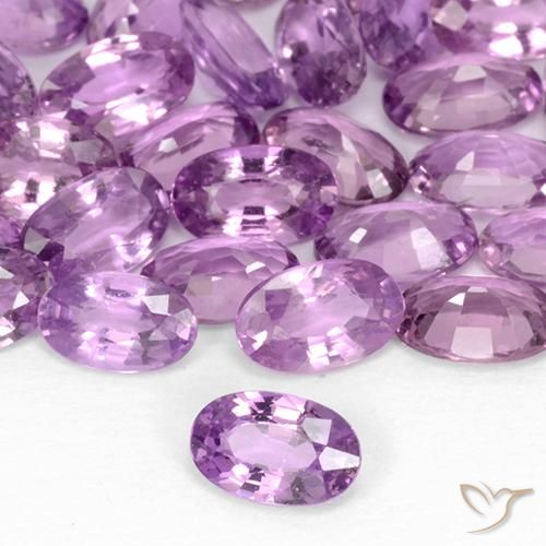 Zafiro Púrpura rosáceo medio natural de 0.28 ct, Ovalada, VVS-VS