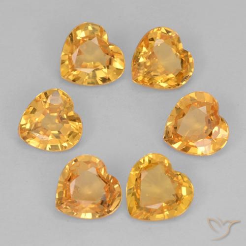 Gemas de Zafiro Dorado naranja intenso natural de 1.16 ct, Forma de corazón, VS