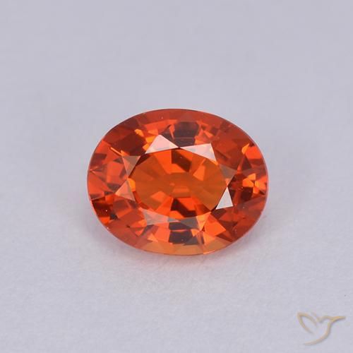 0.88ct Natural Rojo carmesí claro Zafiro, Ovalada, VVS