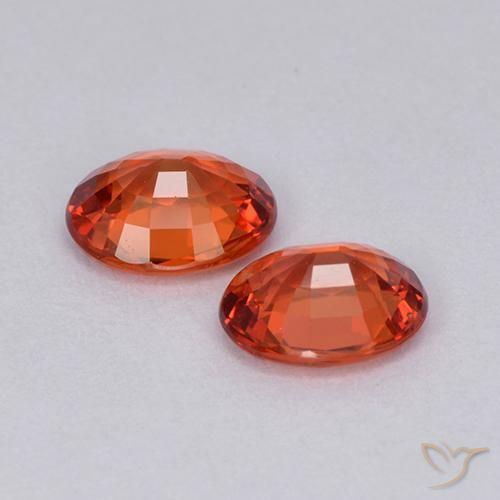 Gemas de Zafiro Rojo intenso natural de 1.48 ct, Ovalada, VVS