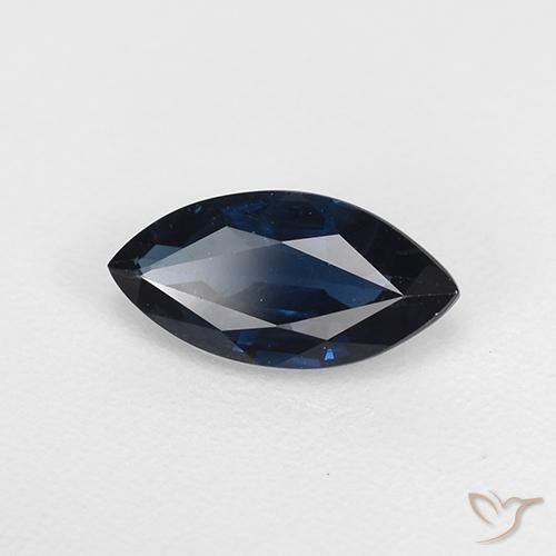 Zafiro Azul oscuro natural de 0.73 ct, Marquesa, VS