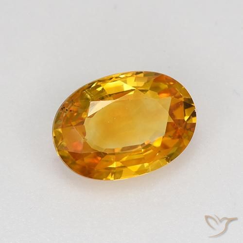 Zafiro Naranja albaricoque natural de 0.82 ct, Ovalada, VVS-VS