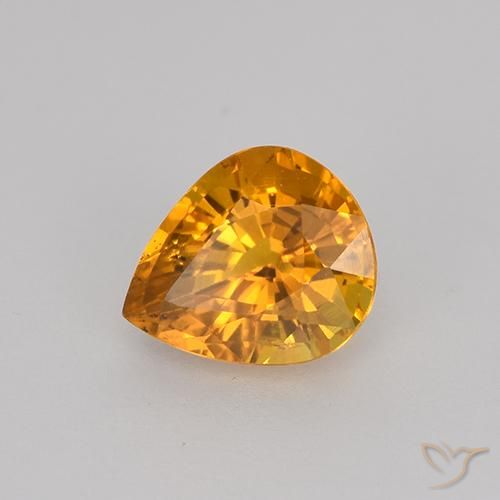 Zafiro Dorado naranja intenso natural de 0.82 ct, En forma de pera, VVS-VS