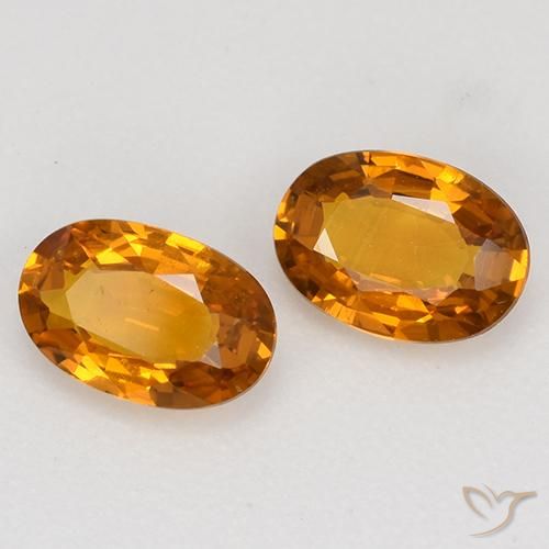 Gemas de Zafiro Naranja medio natural de 1.15 ct, Ovalada, VVS-VS