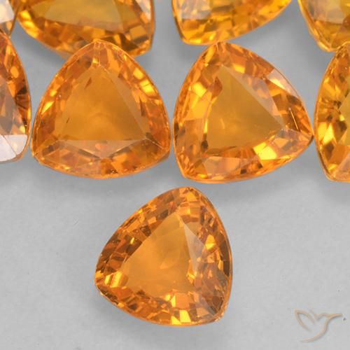 Zafiro Naranja medio natural de 0.67 ct, Trillón, VVS-VS