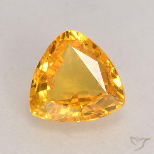 0.64ct Natural Dorado medio Zafiro, Trillón, VVS-VS
