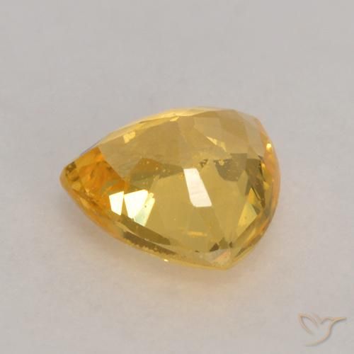 Zafiro Dorado natural de 0.63 ct, Trillón, VS