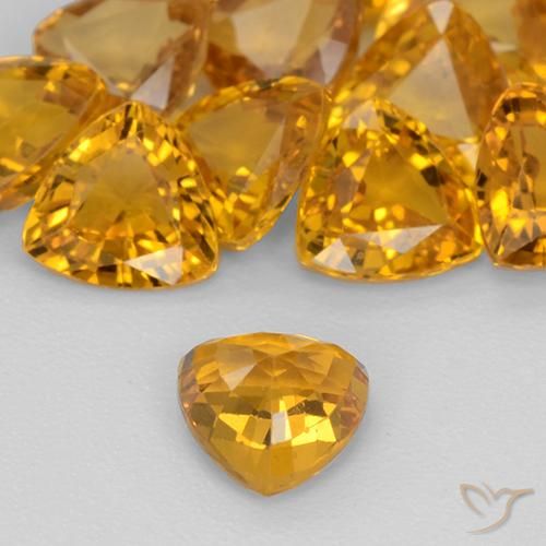 Zafiro Dorado oscuro natural de 0.62 ct, Trillón, VVS-VS
