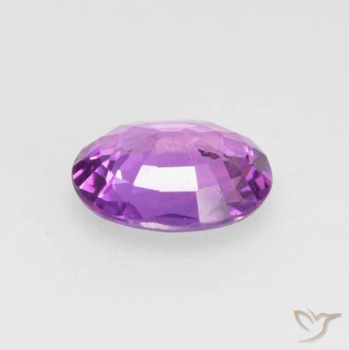 Zafiro Púrpura medio natural de 0.57 ct, Ovalada, VS