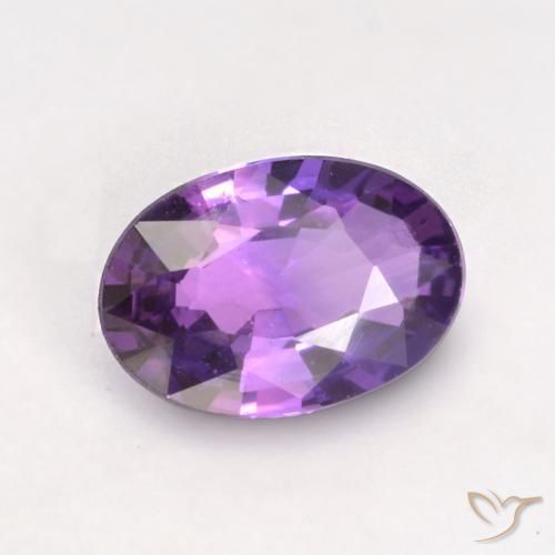 Zafiro Violeta medio natural de 0.53 ct, Ovalada, VVS-VS