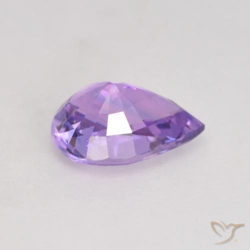 Zafiro Violeta medio natural de 0.64 ct, En forma de pera, VS
