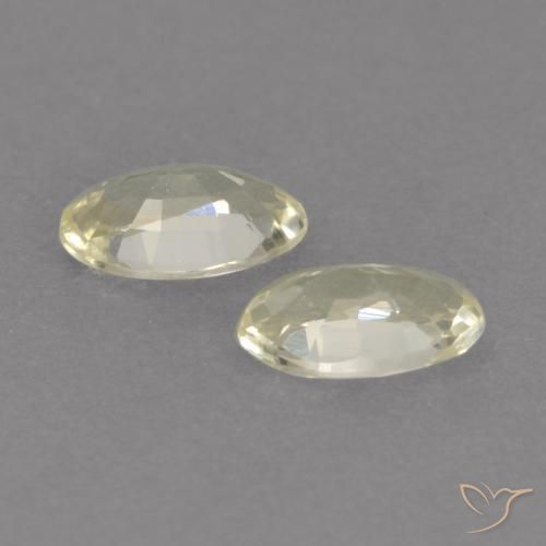 Gemas de Zafiro Amarillo claro natural de 0.46 ct, Ovalada, VVS-VS