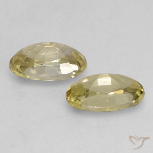 Gemas de Zafiro Amarillo claro medio natural de 0.64 ct, Ovalada, VVS-VS