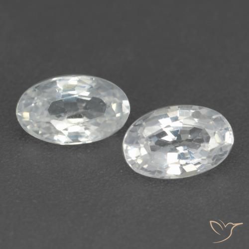 0.57ctw Natural Blanco Zafiro, Ovalada, VVS-VS