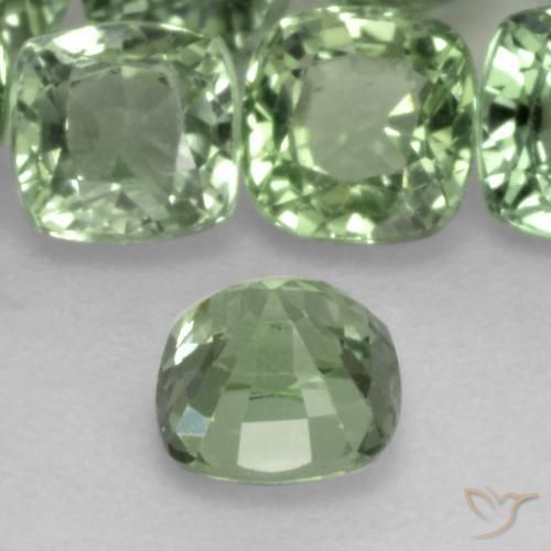Zafiro Verde salvia claro natural de 0.42 ct, Forma Cojín, VVS-VS