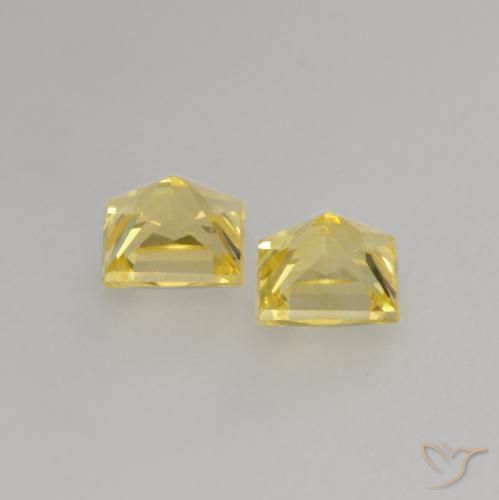 Gemas de Zafiro Amarillo claro medio natural de 0.57 ct, Cuadrado, VVS-VS