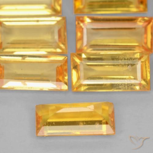 Zafiro Dorado naranja natural de 0.44 ct, Corte Baguette, VS