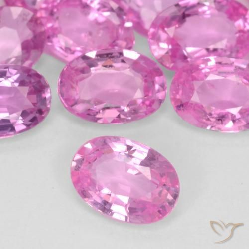 Zafiro Púrpura medio natural de 0.50 ct, Ovalada, VVS-VS
