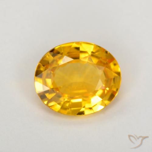 0.64ct Natural Dorado medio Zafiro, Ovalada, VVS-VS