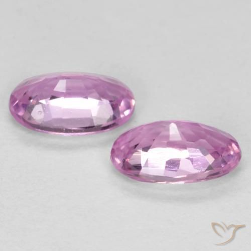Gemas de Zafiro Púrpura claro medio natural de 0.56 ct, Ovalada, VS