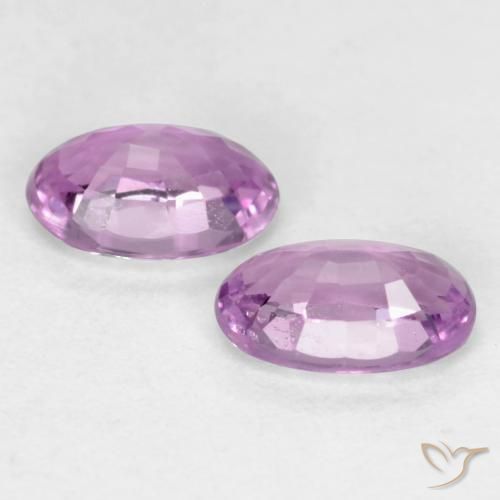 Gemas de Zafiro Violeta medio natural de 0.65 ct, Ovalada, VS