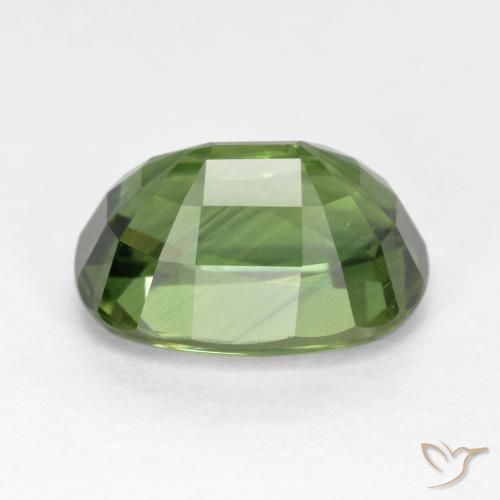 Zafiro Verde cálido natural de 4.44 ct, Ovalada, VVS-VS