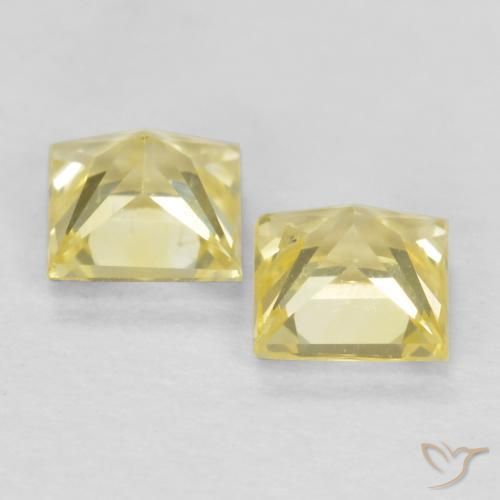 Gemas de Zafiro Amarillo claro medio natural de 0.70 ct, Cuadrado, VVS-VS