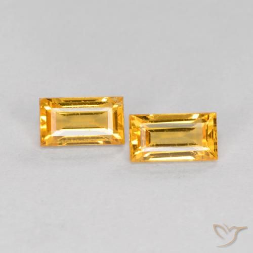 0.52ctw Natural Naranja dorado intenso Zafiro, Corte Baguette, VS