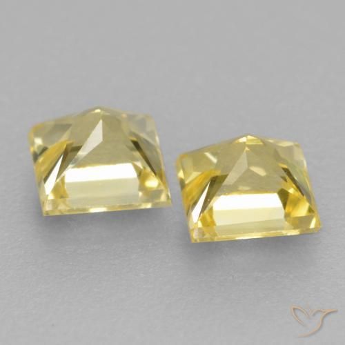 Gemas de Zafiro Amarillo claro medio natural de 0.50 ct, Cuadrado, VVS-VS