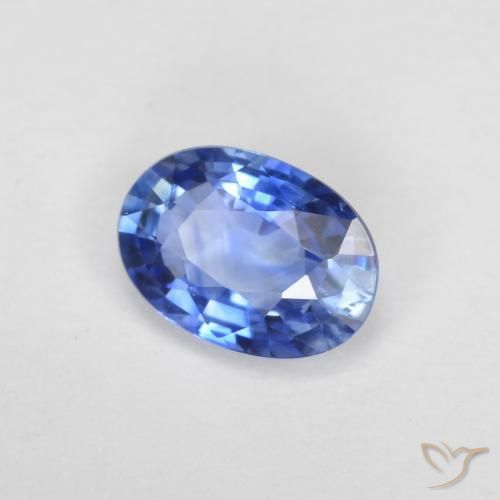 Zafiro Azul oscuro medio natural de 0.54 ct, Ovalada, VS