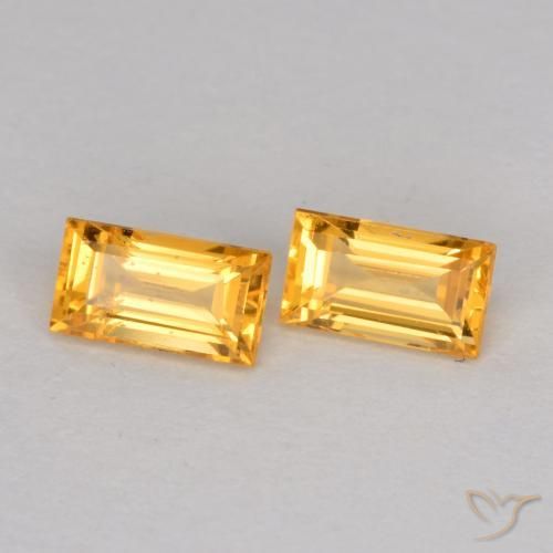 Gemas de Zafiro Dorado oscuro medio natural de 0.54 ct, Corte Baguette, VS