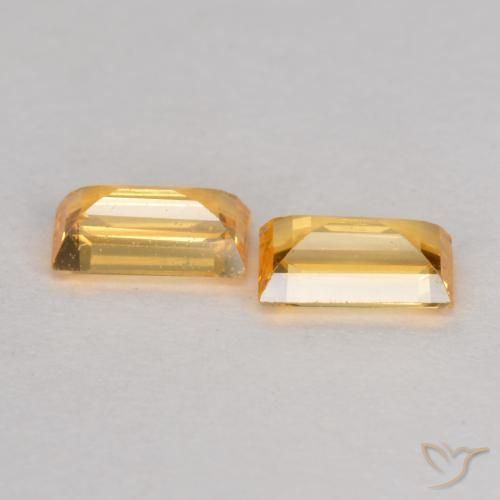 Gemas de Zafiro Dorado naranja natural de 0.54 ct, Corte Baguette, VS