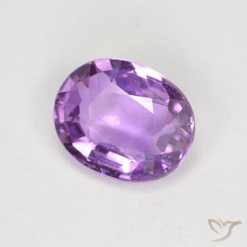 Zafiro Púrpura medio natural de 0.70 ct, Ovalada, VS