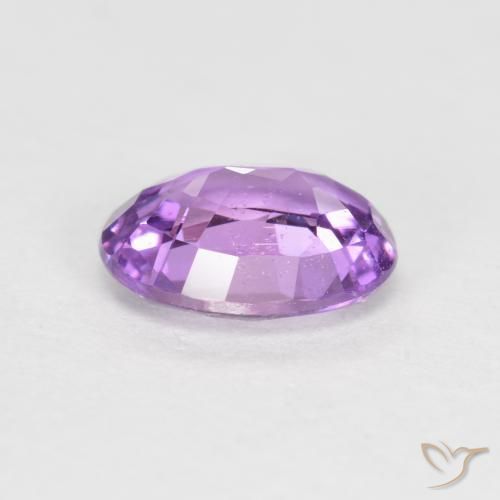 Zafiro Púrpura medio natural de 0.70 ct, Ovalada, VS