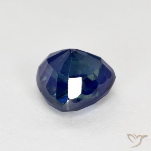 Zafiro Azul oscuro natural de 0.53 ct, Trillón, VS