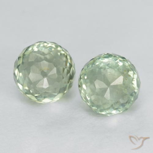 Gemas de Zafiro Verde bosque claro natural de 1.09 ct, Redondo, VS