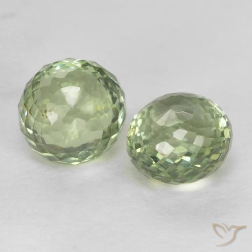 Gemas de Zafiro Verde salvia muy claro natural de 1.02 ct, Redondo, VS
